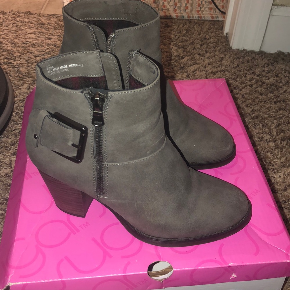 Sugar Gray Buckle Heel Boot
